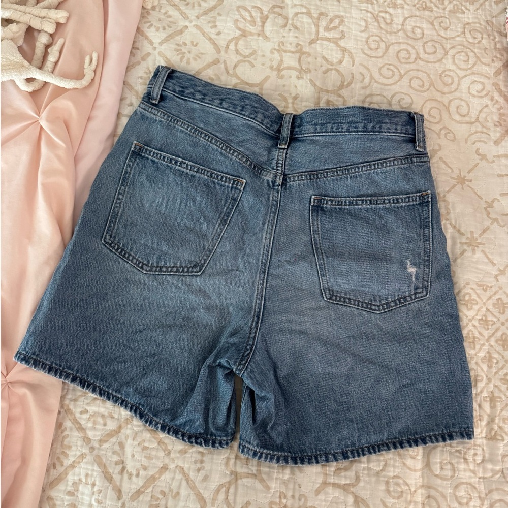 UNIQLO high waisted denim shorts - Picture 5 of 8